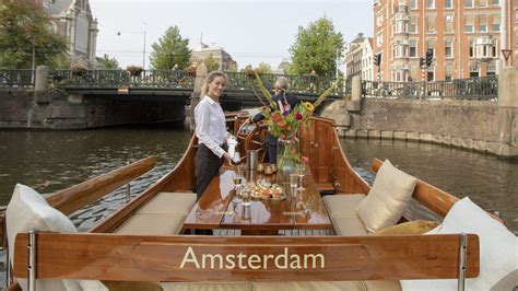private dinner canal cruise amsterdam zoyo luxury