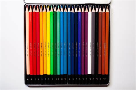 review  bruynzeel colored pencils bruynzeel pink  blue set  colored pencils  art