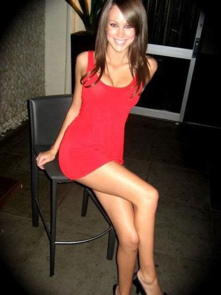 oh my those tight dresses part 17 50 pics picture 37