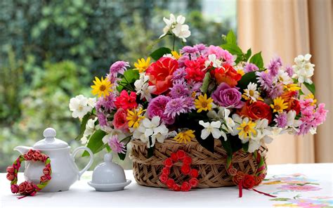 table tea set flower arrangement 2560x1600