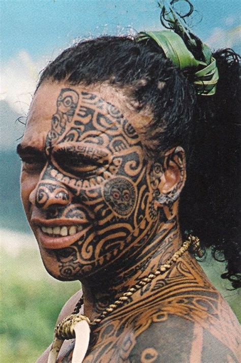 Tatouage Visage Maori Photos Tahiti Art Et Humours Maori Tattoo
