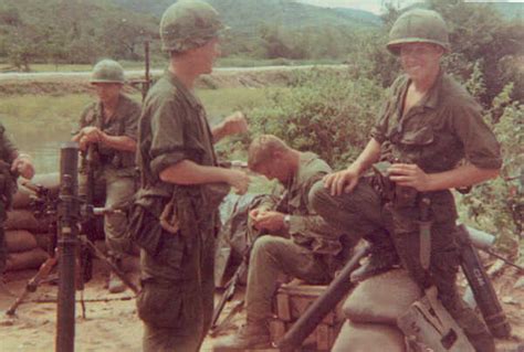 fire support weapons mortars howitzer st bn  inf vietnam