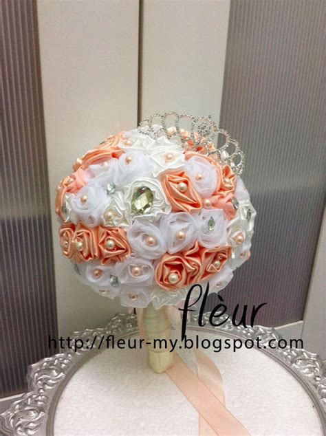 farhana s peach princess bouquet with crown flèur