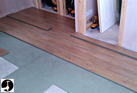 install laminate flooring   showroom standard