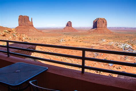 lodging guide  monument valley  american photographer