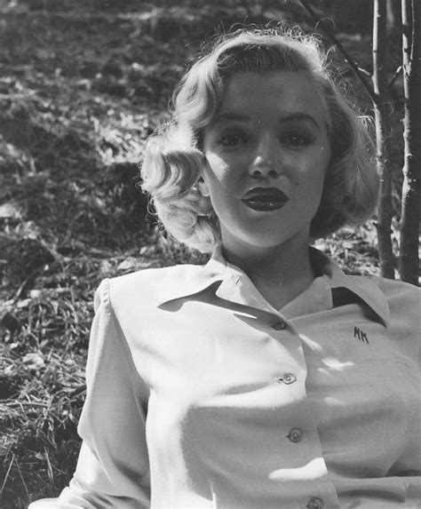 sexy marilyn monroe photoshoot hottest pictures and wallpapers