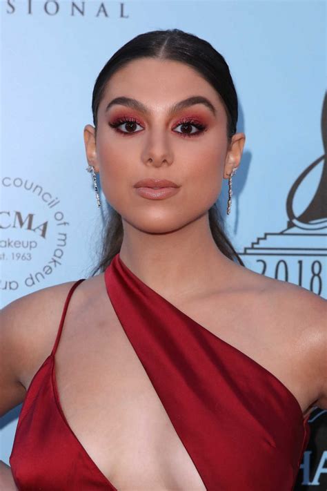 Kira Kosarin At 2018 Annual Make Up Artists And Hair Stylists Guild