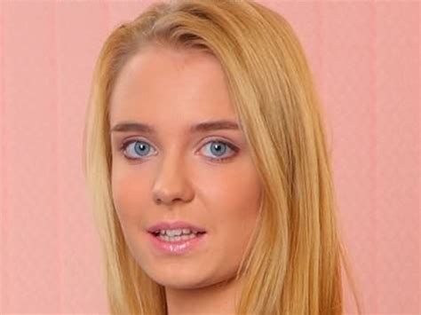 chloe vids of this pretty blonde teen enjoying anal sex