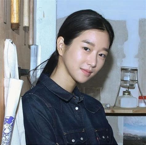 Popular Actress Seo Ye Ji Stuns The Viewers With Her Glorious Costumes