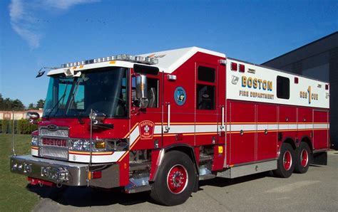 boston fd heavy rescue  jpm entertainment fire trucks