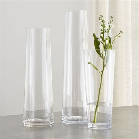 Impressive Glass Cylinder Towers In Clear Glass With The Slightest Of