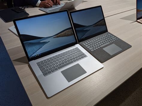 hands    microsoft surface laptop  gorgeous reworking