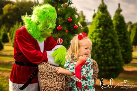 the grinch christmas photoshoot is the worst but the funniest thing