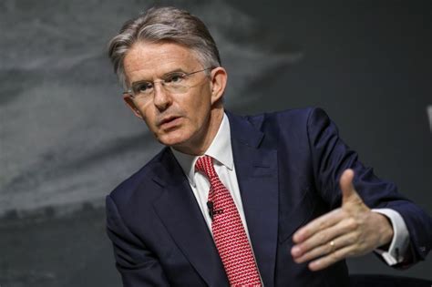 Hsbc Ceo John Flint Is Out After 18 Months In Role Wsj
