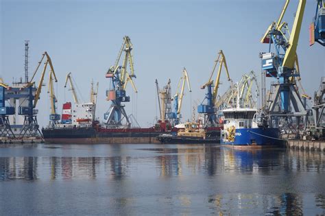 port  mariupol making progress  lagging ukrainian  world