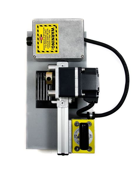 cbs arcsafe introduces rsa  remote switch actuator  general electric   molded case