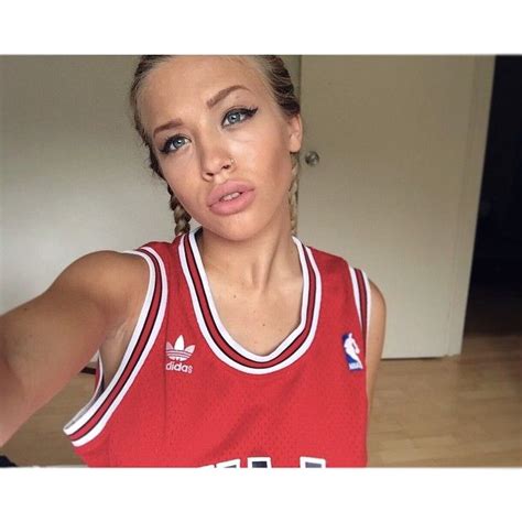 Tammy On Instagram “selfie Errday Word” Tammy Hembrow Tammy Selfie