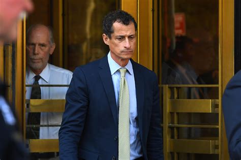 anthony weiner   released early  federal prison politico