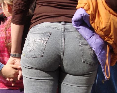 milf whit perfect ass in candid jeans divine butts