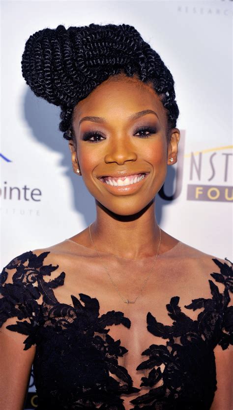 brandy norwood tv s top stars show off bright lips and bronze eyeshadow at paleyfest