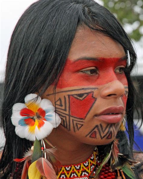 pataxo visage du monde photographie moderne maquillage ethnique