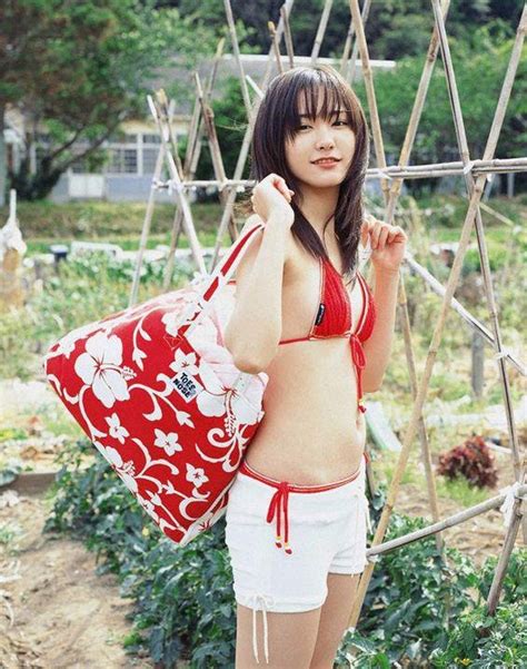 Yui Aragaki Red Bikini On Holiday ~ Japan Girls Bikini