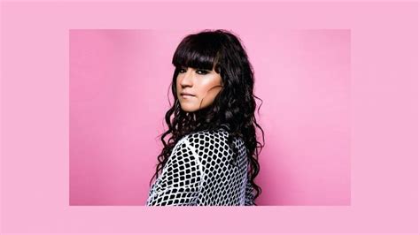 Louise Golbey Returns With Sassy New Single Scarlet Woman Fm