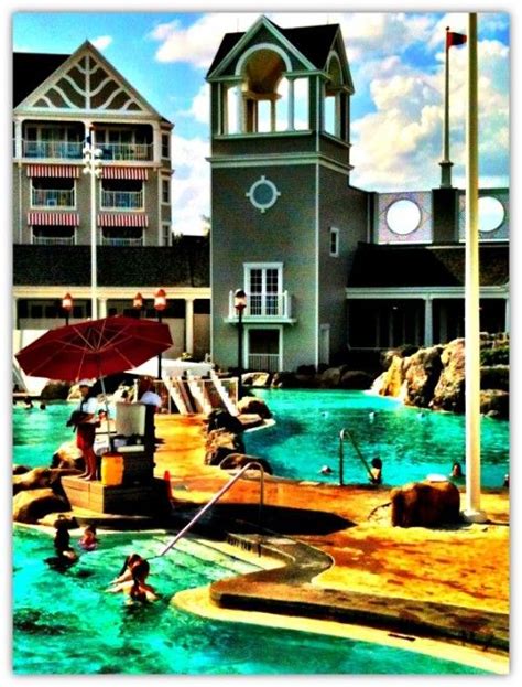 wordless wednesday disney yacht club pool brainfoggles yacht club disney disney resort