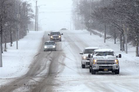 hundreds  thousands  power  oregon ice storm