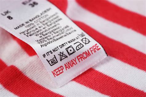 clothing labels   importance  garment tags