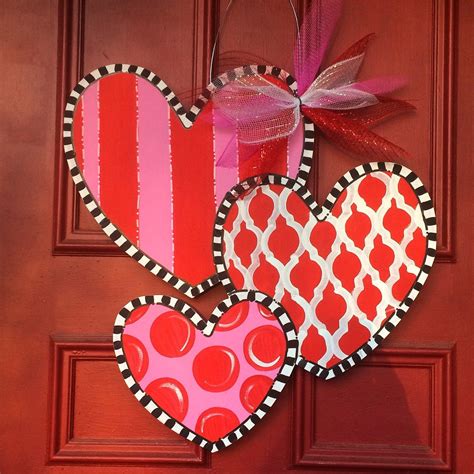 Valentine S Day Door Hanger Hearts Door Hanger Welcome Etsy In 2020