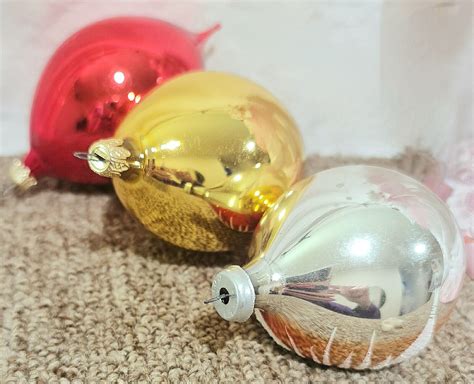 3 Pc Lot ~ Vtg 40 S Mercury Glass Teardrop Ornaments ~ 1 Indent And 2