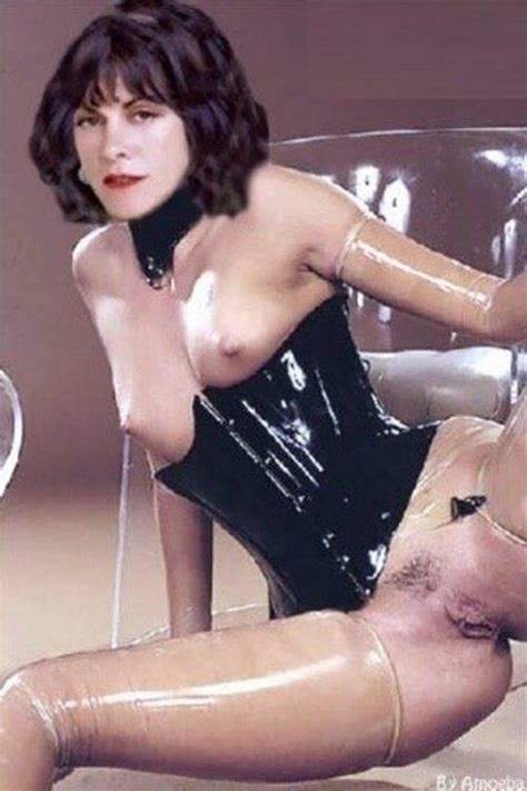 celebrities cleaning hard drive wendie malick high quality porn pic