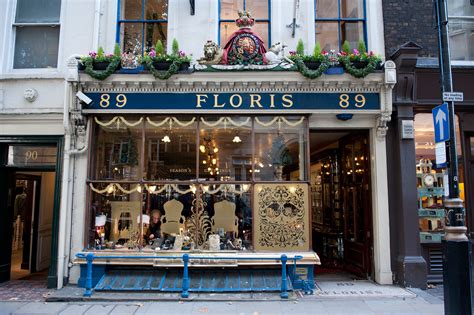 spotters guide  londons  beautiful  shopfronts