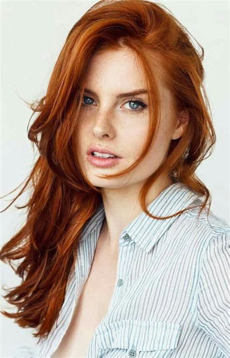 Pin By Deon Van On Gorgeous Redheads Beautiful Red Hair Red Haired