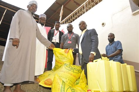 Vodafone Donates Food Items To Ugandas Muslim Community – Ceo East Africa