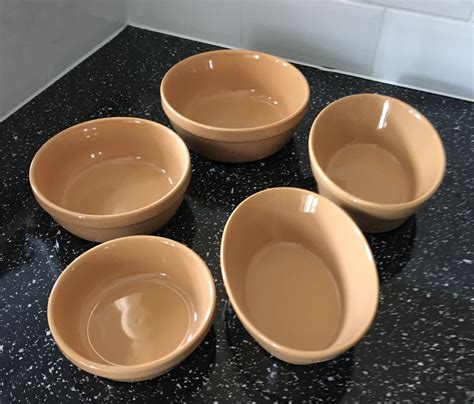 individual pie bowls dishes ceramic oven baking cottage lasagne pudding