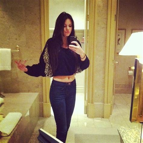 Instagram Kendall Jenner Posing Skinny Image 491280