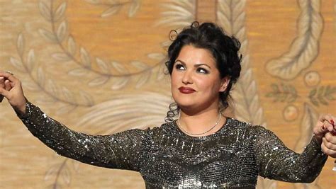 trinken reden weinen anna netrebko tröstet sich mit wodka n tv de