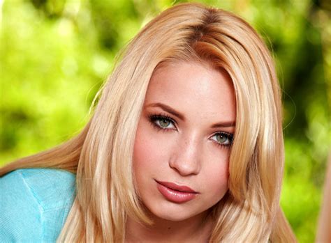 Wallpaper 1997x1475 Px Adult Alyssa Babes Blondes Branch Eyes