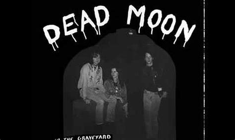 in the graveyard dead moon lp music mania records ghent