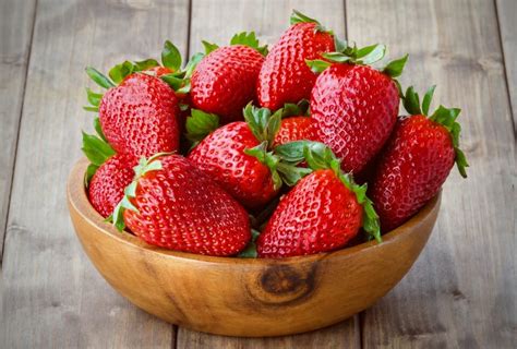 sweet     strawberries lose baby weight