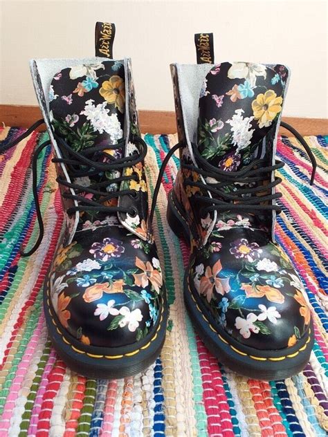 marten floral boots  aberdeen gumtree