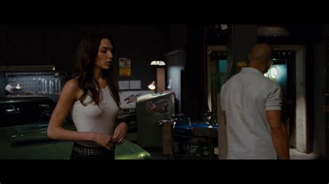 gal gadot nue dans fast and furious