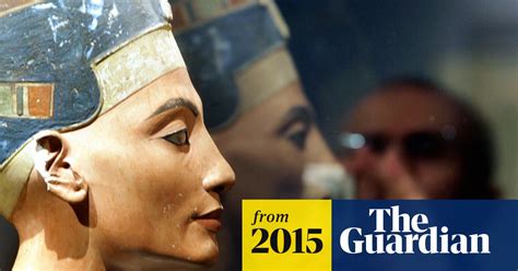 nefertiti archaeologist invited to egypt over theory of hidden tomb