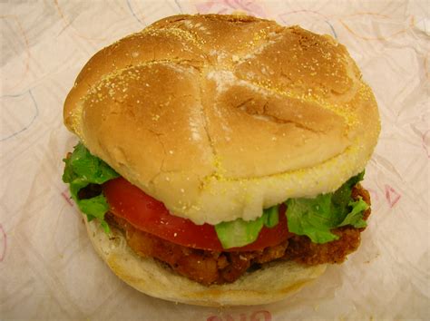 filedq crispy chicken sandwichjpg wikimedia commons