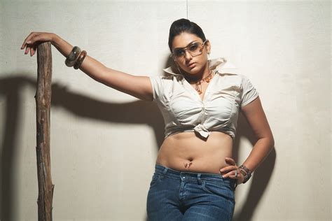 sab sexy actress namitha latest cute and spicy photo shoot gallery