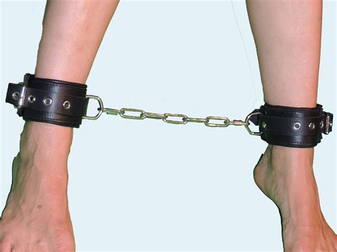 Padded Leather Ankle Cuffs Set Sinners Uk