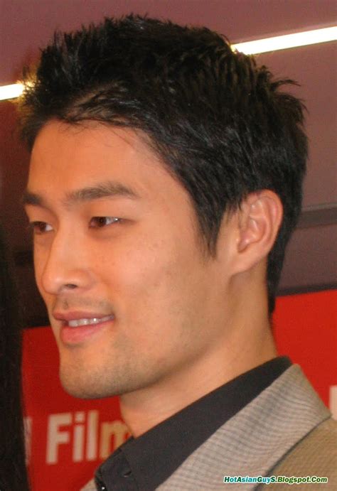 johnny tri nguyen hot vietnamese kungfu actor hot asian guys