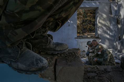 explosion rocks eastern ukraine hours after an amended cease fire is